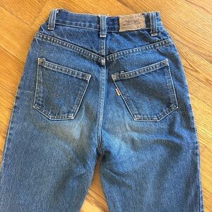 Vintage high waisted orange tab Levi’s 22” waist